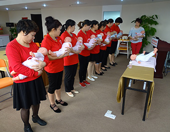 家家月嫂职业培训学校